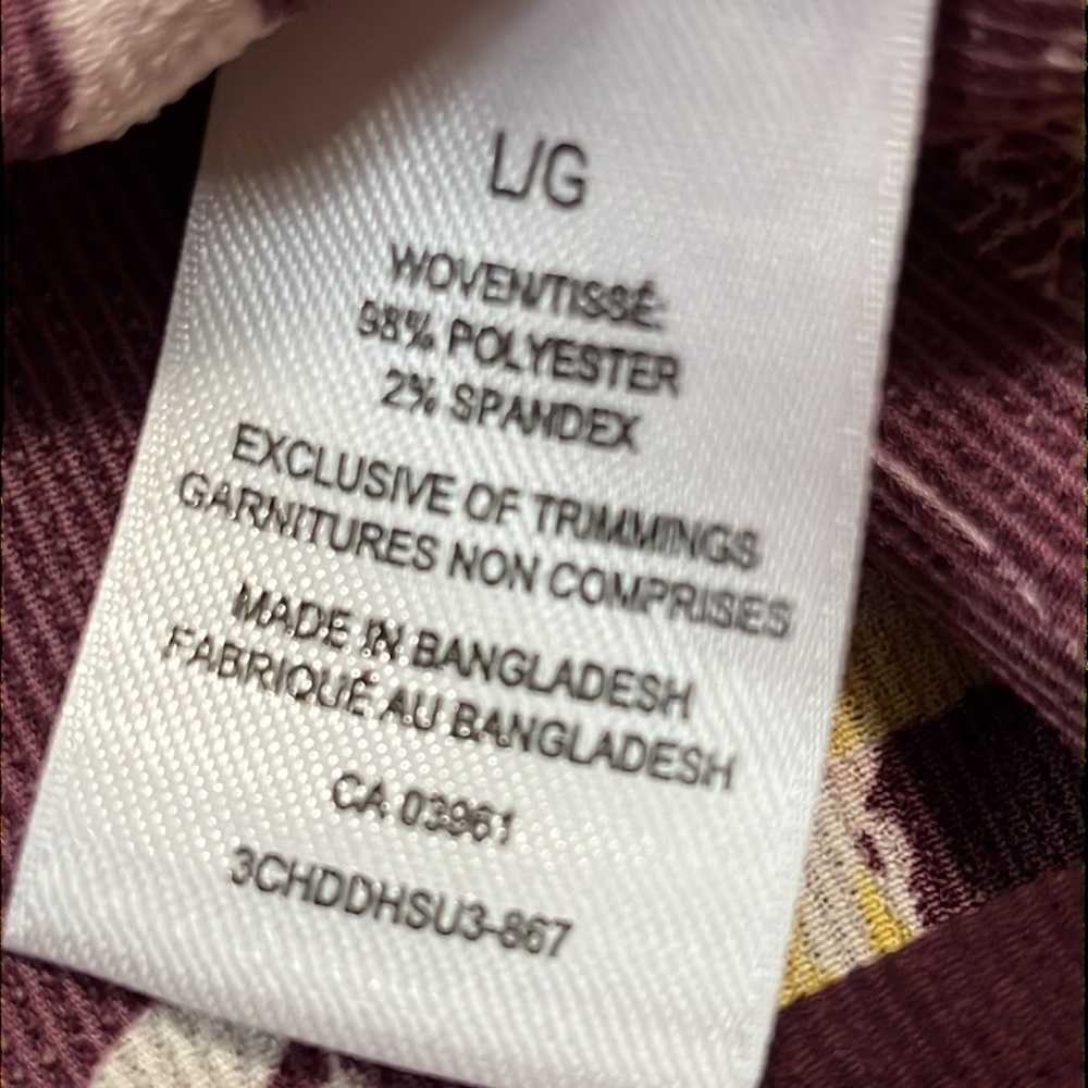 Denver Hayes Floral V-Neck Short Sleeve Blouse - Picture 7 of 10